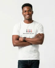 Camiseta "Quem Tem Mais Tem Quatro" - Imagem 5