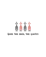 Camiseta "Quem Tem Mais Tem Quatro" - Imagem 2