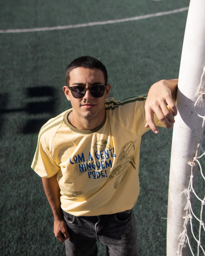 Camiseta "Com a gente ninguém pode" - Imagem 2